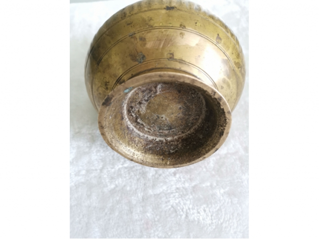 清中期灑金油燈壺