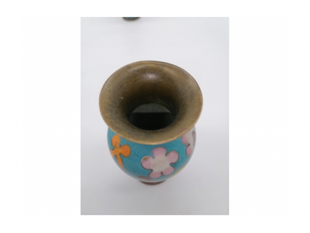 清代銅胎掐絲琺瑯花瓶
